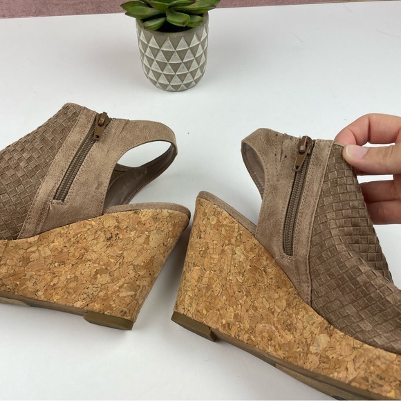 Fergalicious Brown Peep Toe Sling Back Wedge Shoes Women - Picture 5 of 9